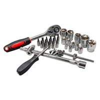 Kit d'outils de réparation automobile en gros, 82 pièces, portable, pour l'entretien automobile, avec mallette rigide et jeu de clés à cliquet