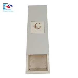 Custom Logo <strong>White</strong> Luxury Sliding Out Open Art Paper UV Coating Embossing Recyclable Gift Macaron Dessert <strong>Cake</strong> Drawer <strong>Box</strong> Window - Product Image 5