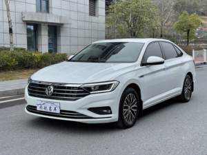 Volkswagen <span class=keywords><strong>Passat</strong></span> Modello 2021 280TSI DSG Comfort SmartLink Edition, Auto a Benzina Professionale per Esportazione - Product Image 1