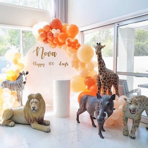 <span class=keywords><strong>Safari</strong></span> su misura animale imbottito giraffa artificiale statua Zebra a grandezza naturale oggetti di scena <span class=keywords><strong>animali</strong></span> artigianali in resina per il matrimonio - Product Image 1