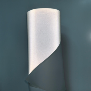 <span class=keywords><strong>Film</strong></span> de transfert de chaleur réfléchissant pour vêtements de sécurité Sportswear PES gris matériau réfléchissant HTV chaleur épaisse HD - Product Image 1