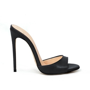 Scarpe da <span class=keywords><strong>donna</strong></span> colorate alla moda ed <span class=keywords><strong>eleganti</strong></span> per le feste: <span class=keywords><strong>Slip</strong></span>-<span class=keywords><strong>on</strong></span>, comode, traspiranti e con tacchi alti sottili. - Product Image 5