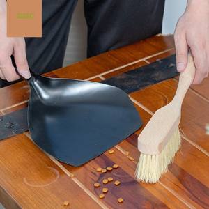 Set Paletta e Scopa in Plastica Ecologica, Mini Spazzola per Pulizia, Set Paletta Rosa a Forma di Gallina e Scopa in Legno + PP - Product Image 5