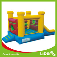 Toboggans gonflables portables en PVC pour enfants videur de parc extérieur multicolore avec ventilateur comprenant des kits de réparation