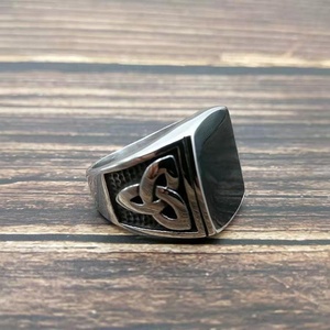 <strong>Celtic</strong> Jewelry Stainless Steel Black Enamel <strong>Celtic</strong> Knot Signet Punk <strong>Ring</strong> for <strong>Men</strong> - Product Image 5