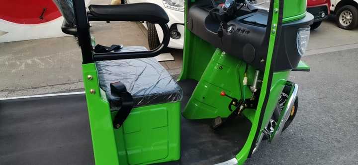 Electric Motorized Rickshaw Three Wheel Passenger Tricycle Battery ...