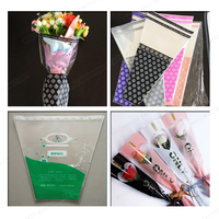 Prix BON MARCHÉ Automatique En Plastique Triangle Fleur Parapluie Sac Faisant La Machine OPP, PP, PE Fleur Manchon Machine