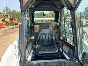 รถตักล้อยางขนาดเล็กมือสอง รุ่น S185 S160 S300 S18 S130 เครื่องยนต์ 44.8 กิโลวัตต์ พร้อมเกียร์บ็อกซ์ น้ำหนัก 1849 กิโลกรัม สำหรับงานก่อสร้างหนัก - Product Image 5