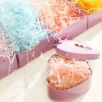 Haute qualité décoratif froissé déchiqueté coupe raphia papier farce tissu remplissage papier pour boîte-cadeau panier