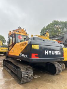 Excavadora Original Coreana Hyundai 220lc-9s de 22 Toneladas Excelente Estado de Trabajo Motor de 20 Toneladas Motor Disponible Shanghai Yard - Product Image 6