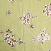 Doublure en tissu viscose et lin brodé de sequins avec des fleurs de sequins exquises pour manteaux, gilets, jupes, robes