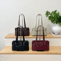 Sac à main de luxe vintage pour femme, motif tissé uni, sac à bandoulière portable de créateur, vente en gros