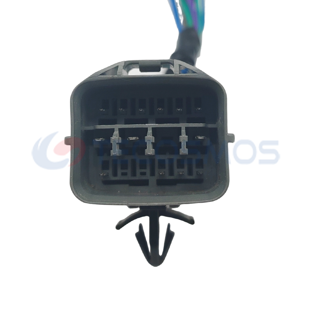 Auto Parts High Quality Factory Price Gearbox radar Bus 16-pin Male CT16-0078G