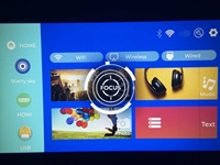 360 °   Mini Proyector Portátil Inalámbrico WiFi 6 con Bluetooth, Enfoque Eléctrico, Corrección Trapezoidal Automática, 720P, para Interiores y Exteriores