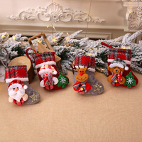 Noel Mini Çorap Süsleri 3D Peluş Noel Baba Kardan Adam Ren Geyiği Ayı Yüzü Ekose Manşetli ve Simli Yıldızlı Ağaç Süsü