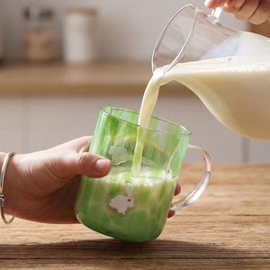 Ensemble de tasses en verre à texture martelée en borosilicate résistant à la chaleur, motif Lapin de Pâques et carotte, pour les fêtes de printemps et comme cadeau - Product Image 5