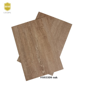 Lesifu 6053 <span class=keywords><strong>Chalet</strong></span> Chêne Imperméable Ignifuge Formica Bois Texture 0.8mm HPL Feuille de Stratifié Haute Pression pour <span class=keywords><strong>Décoration</strong></span> Intérieure - Product Image 5