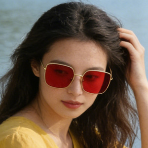 Korean style trendy gold-rimmed sunglasses, retro square <b>frame</b>, <b>large</b> <b>frame</b>, fashionable and versatile. - Product Image 3