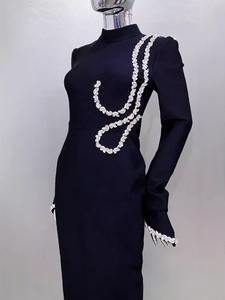 Nuovo Abito da Sera su Misura Nero a Maniche Lunghe con Diamanti, Elegante Vestito Lungo Aderente di Alta Qualità da Donna - Product Image 2