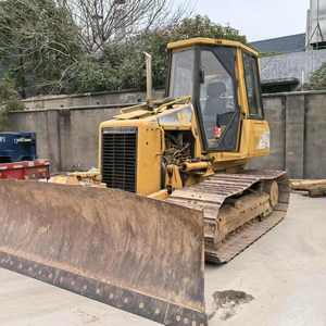 Bulldozer sobre orugas CAT usado D4G 2016 motor original de Japón a la venta - Product Image 4