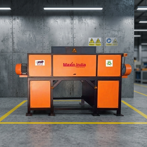 Broyeur de déchets FRP à double arbre semi-automatique 1000 kg/h, machine de broyage de plastique robuste, préféré des acheteurs - Product Image 1