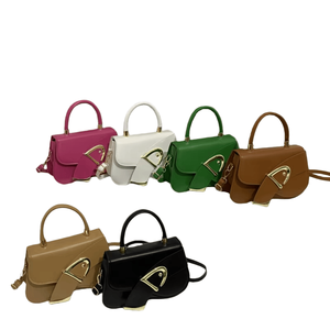 Bolsos de Mano de Mujer de Nuevo Diseño en Oferta, Bolso de Hombro de PU con Solapa, Bolsos Cruzados de Mujer con Cierre, Venta al por Mayor - Product Image 1