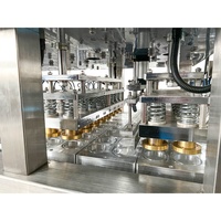 Ligne de production linéaire automatique pour le scellage des gobelets à eau, les boissons, le miel, l'eau minérale, la fabrication de gobelets, l'équipement d'emballage
