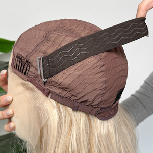 Perruque synthétique 13x4 blonde en fibre japonaise Futura, avec dentelle transparente, sans colle, résistante à la chaleur, pré-plumée - Product Image 6