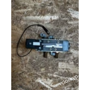 Vanne pneumatique de sécurité Aventics Dual Valve Island R422 002 521 5/2 utilisée - Product Image 3