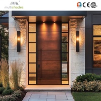 Porte d'entrée majestueuse en alliage d'aluminium avec ouverture à battant à arche pour villas et appartements aux Émirats arabes unis