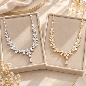 Collana con Pendente a Marquise per Donne, Design Elegante da Principessa, Accessorio per Abiti da Sera e Feste - Product Image 4