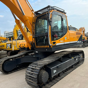 Excavadora de cadenas Hyundai 330lc-9s original de segunda mano, modelo 2023, 33 toneladas, con motor, PLC y el mayor descuento. - Product Image 3