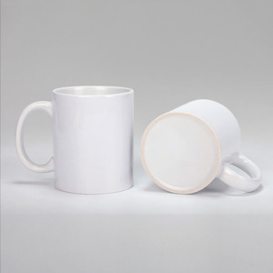 Taza <span class=keywords><strong>de</strong></span> Cerámica para Café o Té Navideña al por Mayor con Logo Personalizado <span class=keywords><strong>de</strong></span> 11oz/15oz en Blanco para Sublimación <span class=keywords><strong>de</strong></span> Alta Calidad - Product Image 2