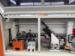 Machine à banderoleuse pour le collage du bois, bordure en mélamine pour MDF 1. L'encodeur contrôle toutes les actions de la machine entière avec une sensibilité élevée. - Product Image 4