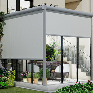 Persiana enrollable inteligente para exteriores de 72 pulgadas con control remoto eléctrico y protección UV para balcón y patio - Product Image 1