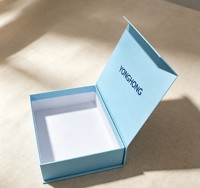 Boîte cadeau en papier magnétique pliable personnalisable de luxe, écologique, avec revêtement UV, gaufrage, laminage mat, rigide