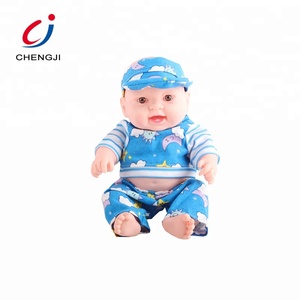 Nuevo diseño encantador <span class=keywords><strong>bebé</strong></span> <span class=keywords><strong>reborn</strong></span> vivo 1 12 muñeca con botella de alimentación - Product Image 4