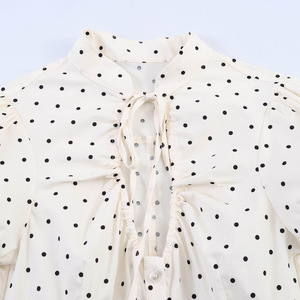 <span class=keywords><strong>Camicia</strong></span> Elegante da <span class=keywords><strong>Donna</strong></span> con Fiocco in Popeline, Manica Corta, Vestibilità <span class=keywords><strong>Slim</strong></span>, Colletto Rovesciato, Blusa Casual Personalizzabile OEM con Bottoni - Product Image 6