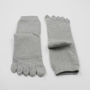 Comfort breathable performance custom ankle athletic running sport cushion toe socks