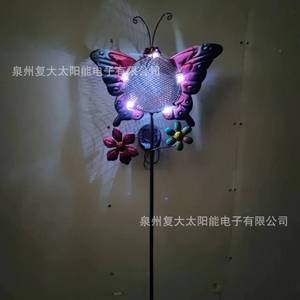 Mangeoire à oiseaux solaire en forme de papillon, en fer, pour jardin extérieur, avec lumière LED, décoration pour toutes les saisons, écologique - Product Image 1