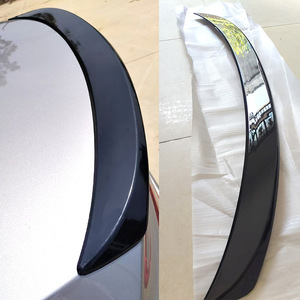 สปอยเลอร์หลังโตโยต้า สีดำเงา ABS ทรง Ducktail สำหรับฝากระโปรงท้าย รุ่น Camry ปี 2024-2026 - Product Image 1