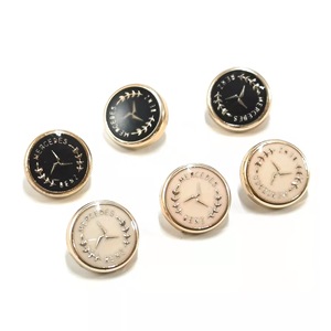 Hot Bán Nhựa UV Nút Thời Trang Thiết Kế Dầu Point Áo Len Electroplated Vàng Sliver Đen 10 Mét 12.5 Mét ABS Nút Áo Sơ Mi - Product Image 4