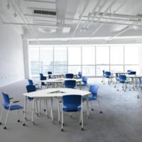 Bureau d'étude pliable au design moderne Tables de réunion modulaires Table de formation avec roues Table de formation pliable