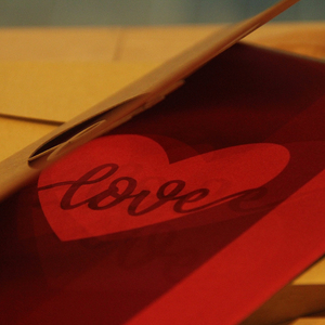 Grosir kartu Vintage untuk Hari Valentine disesuaikan kertas Kraft Laser Cut undangan pengakuan kartu Retro kartu ucapan - Product Image 6