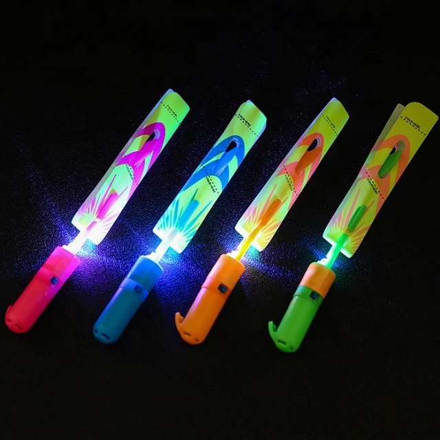 Рогатка-вертолет со светодиодной подсветкой и свистком