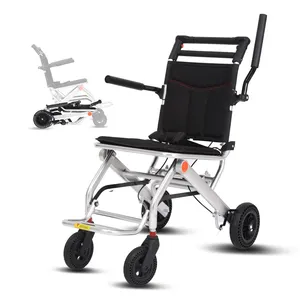 Fauteuil roulant pliable pour avion, fauteuil roulant en alliage d'aluminium ultra-léger, un <span class=keywords><strong>moyen</strong></span> de transport pour les personnes handicapées. - Product Image 1
