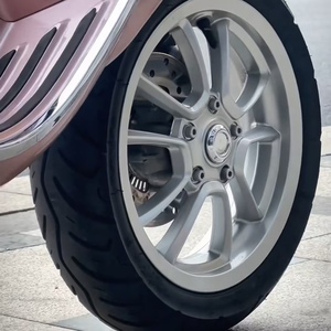 V E Spa Scooter <span class=keywords><strong>150</strong></span> di Alta Gamma Stile Italiano, Design Retrò Rosa Elegante, per Pendolari Urbani, Monocilindrico 4 Tempi, Carico Massimo 150kg, a Benzina - Product Image 5