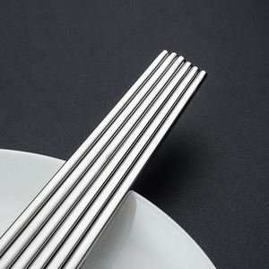 Baguettes carrées en acier inoxydable 304, 23,5 cm, couleur dégradée, résistantes à la chaleur, pour usage domestique et en restaurant - Product Image 2