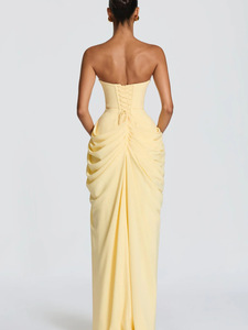 Abito lungo elegante da donna senza spalline con drappeggio, allacciatura posteriore e spacco alto, aderente, per serate formali, matrimoni e balli di fine anno - Product Image 3