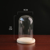 Vente en gros Dôme en verre cloche en forme de U personnalisé avec base pour décoration Cadeau fleurs conservées dans un dôme en verre